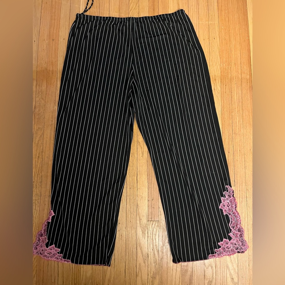 Women's Natori Stretchy Flare Pants